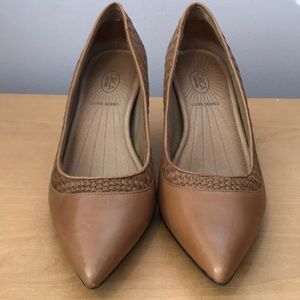 Neutral Pumps with Beautiful Basketweave Detail